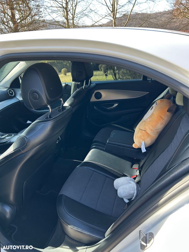 Mercedes-Benz E - 6