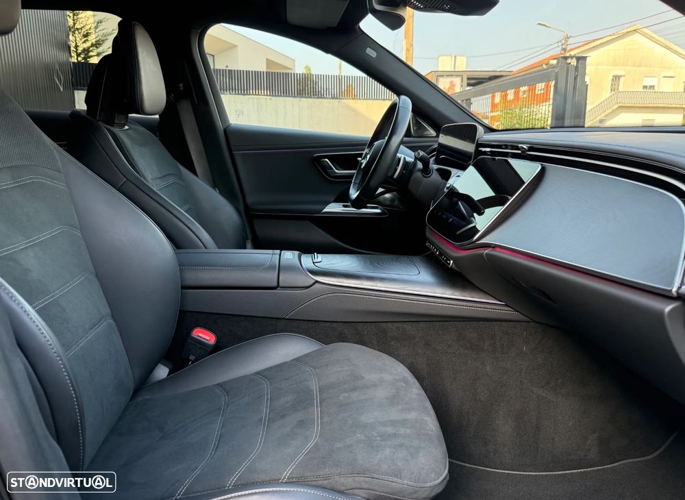 Mercedes-Benz E 300 e AMG Line - 30
