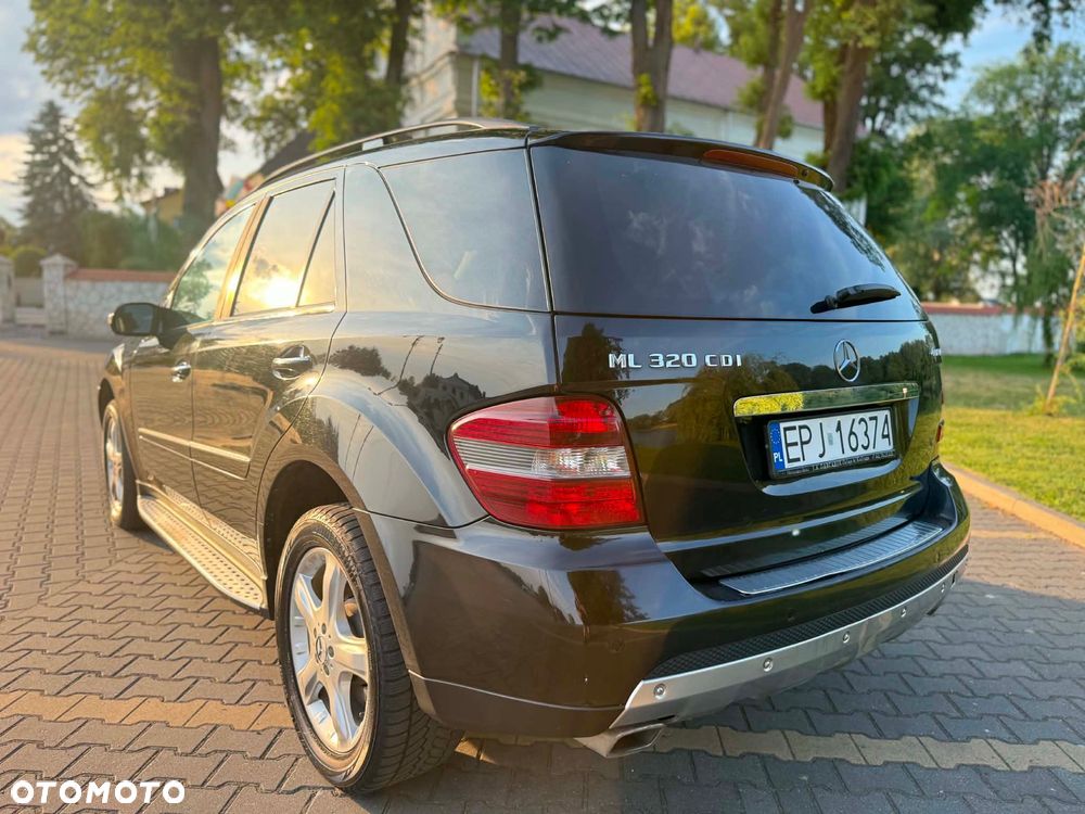 Mercedes-Benz ML - 3