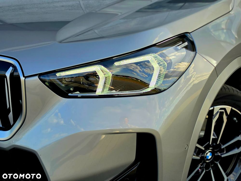 BMW X1 sDrive20i mHEV - 19