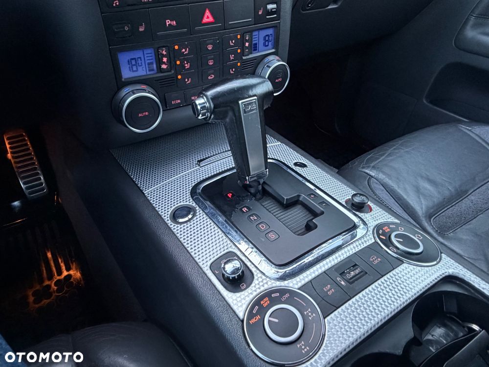 Volkswagen Touareg - 20