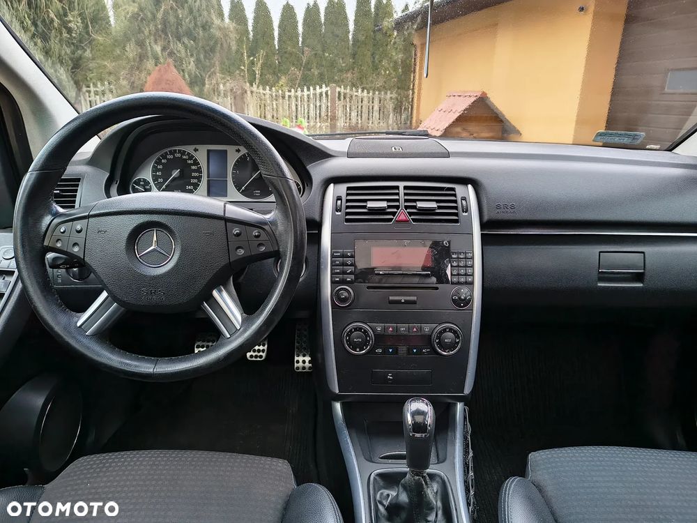 Mercedes-Benz Klasa A 180 CDI Special Edition - 20