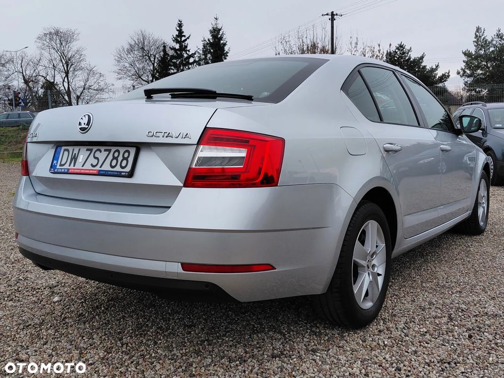 Skoda Octavia 1.0 TSI GPF Ambition - 4