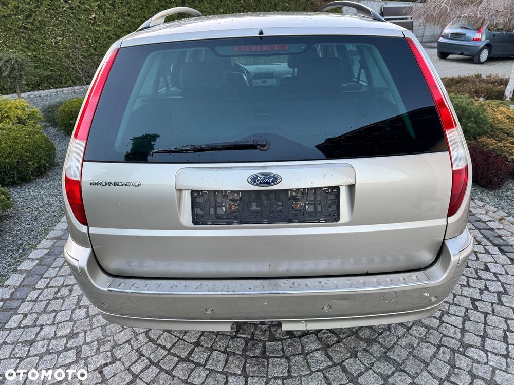 Ford Mondeo - 16