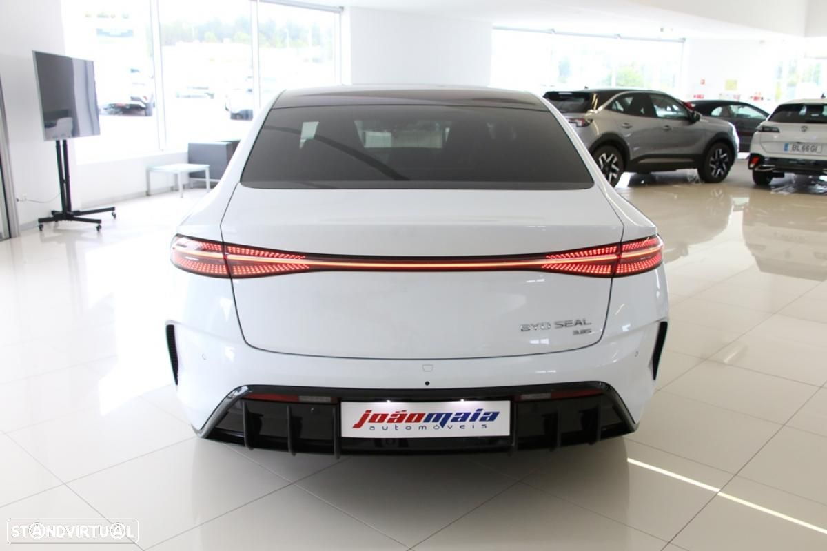 BYD Seal 82.5 kWh AWD Excellence - 33