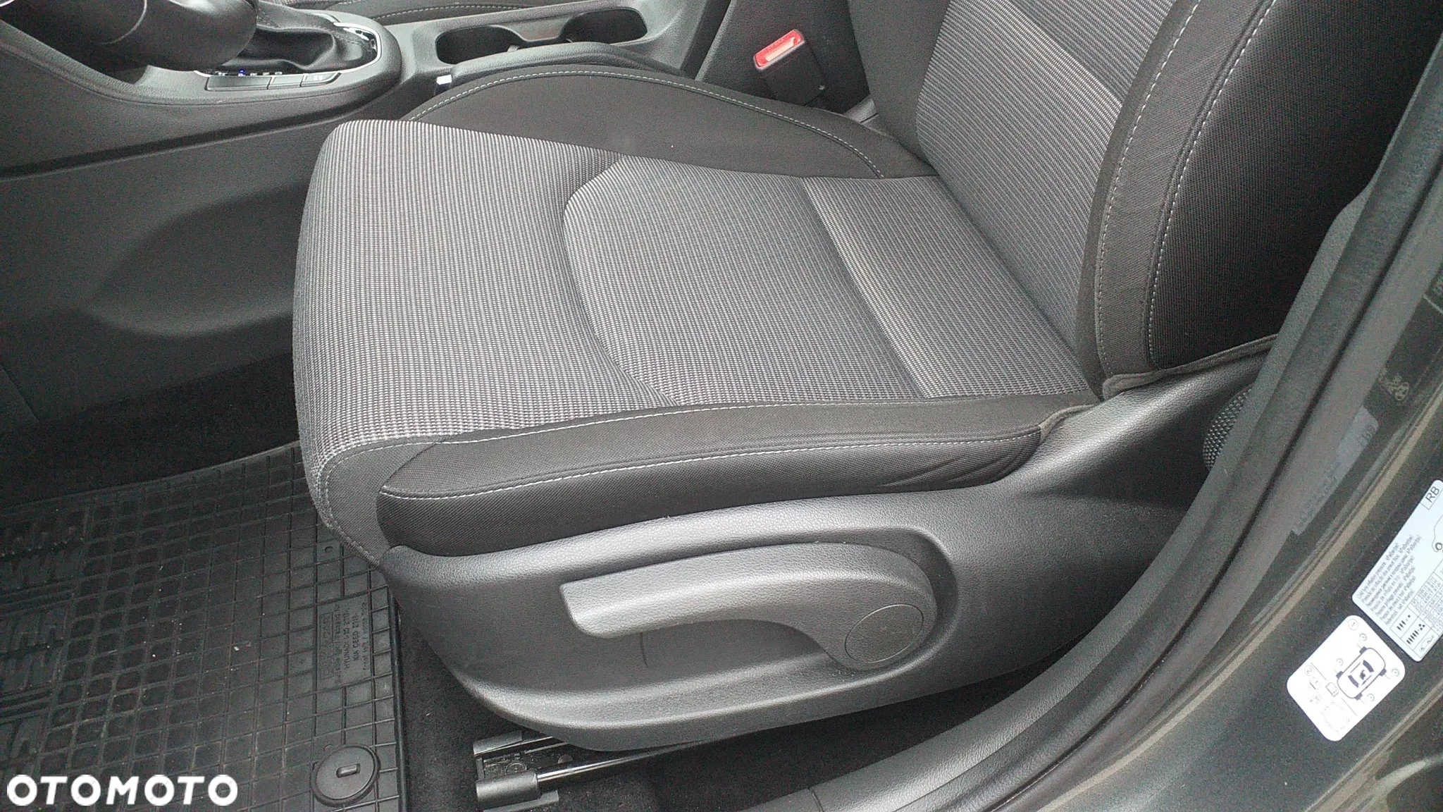 Hyundai i30 - 12