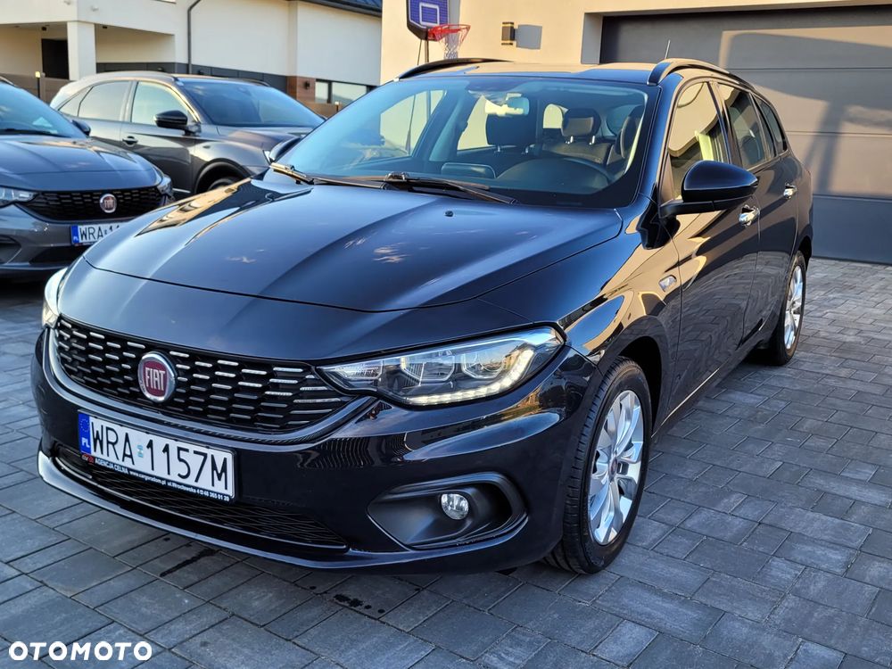 Fiat Tipo 1.4 T-Jet Lounge - 1