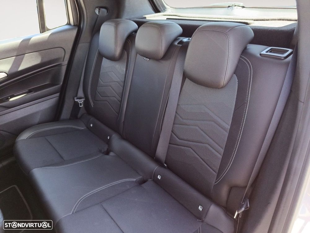Jeep Avenger 1.2 GSE T3 Altitude — fotografia 13