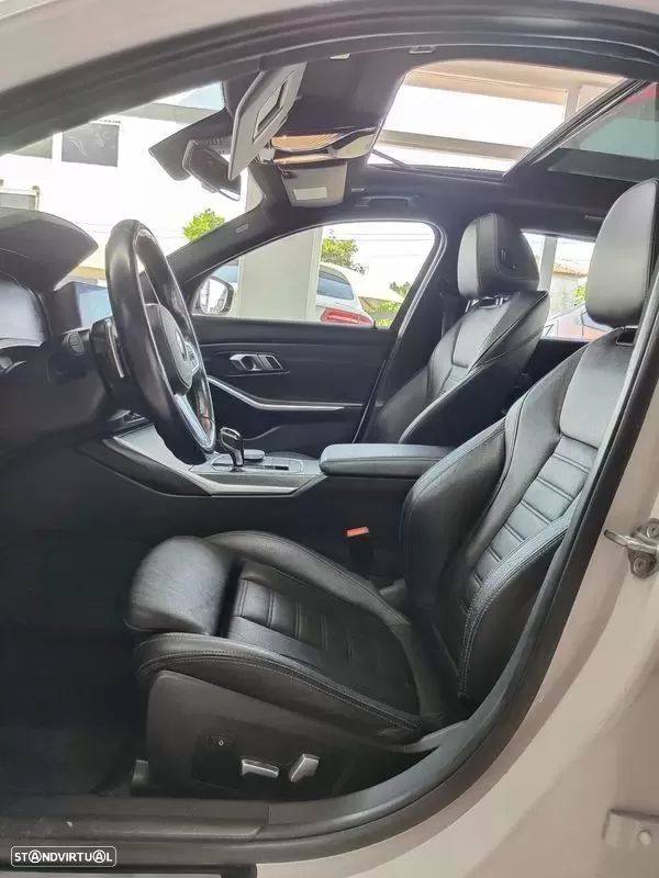 BMW 330 e Pack Desportivo M Auto - 14