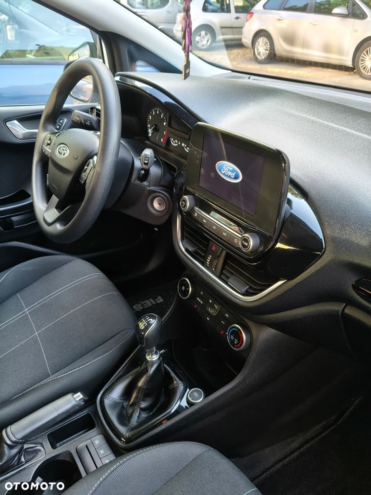 Ford Fiesta 1.0 EcoBoost S&S TREND - 9