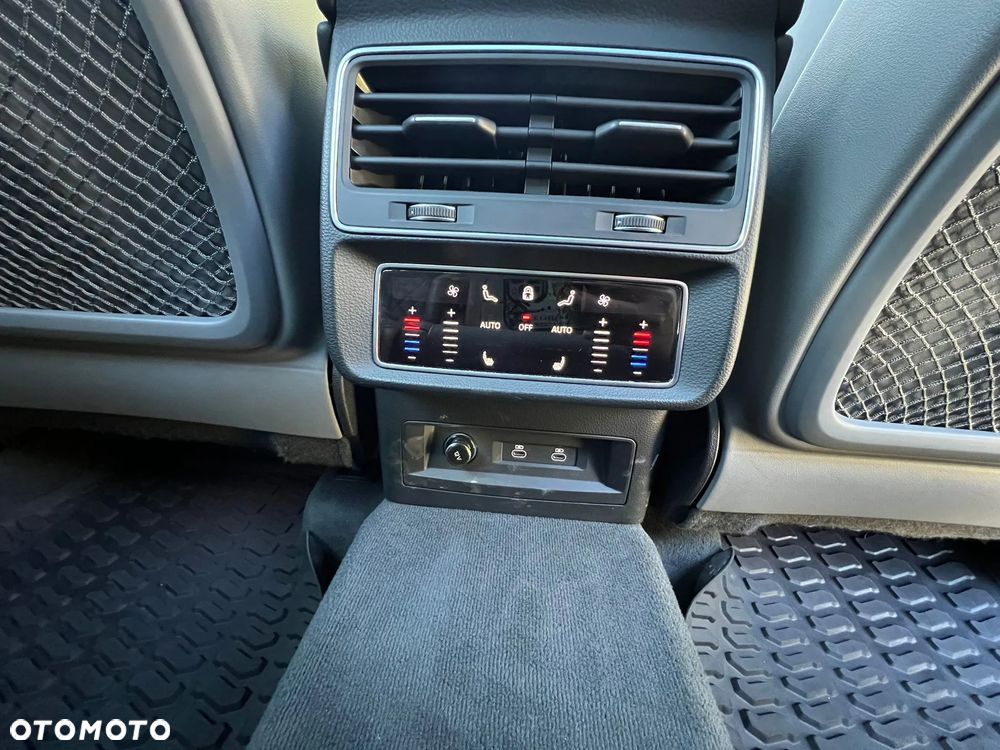 Audi SQ7 SUV TFSI tiptronic - 24