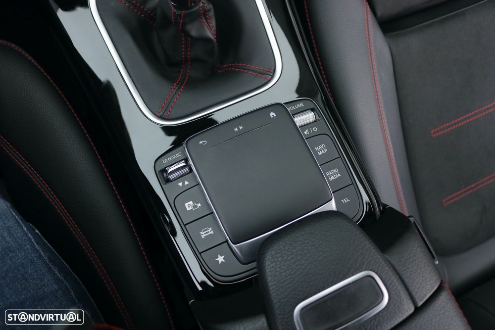 Mercedes-Benz A 160 d AMG Line - 17