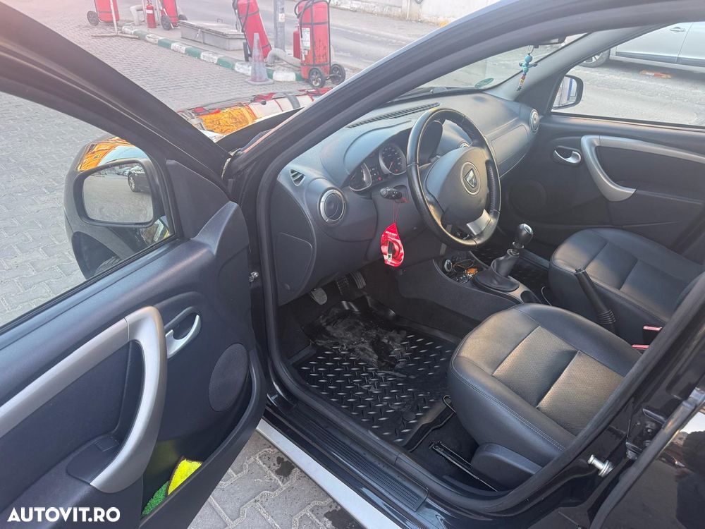 Dacia Duster dCi 110 FAP 4x4 Prestige - 11