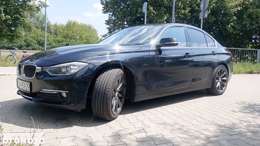 BMW Seria 3 320d Efficient Dynamic Edition Luxury Line - 17