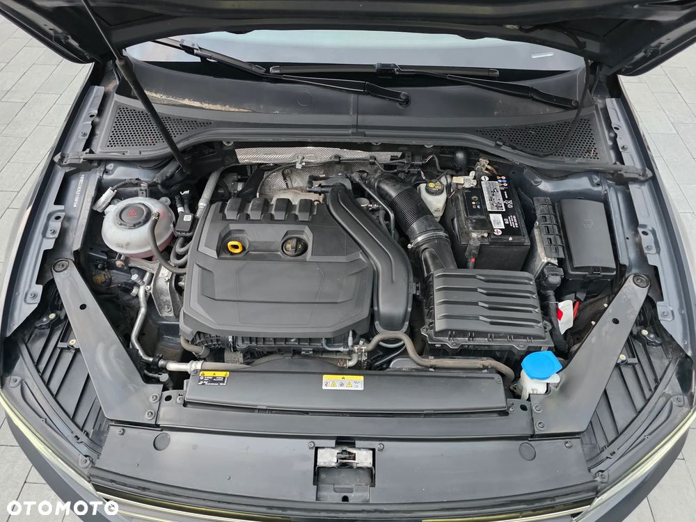 Volkswagen Passat - 35