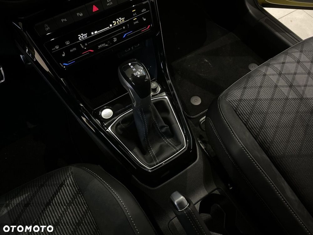 Volkswagen T-Cross - 20