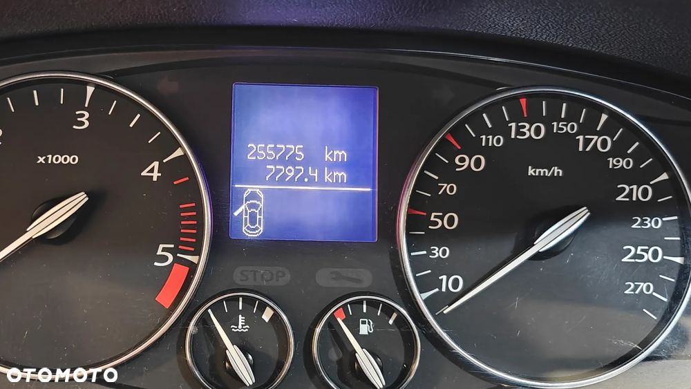 Renault Laguna 2.0 DCi Dynamique - 12