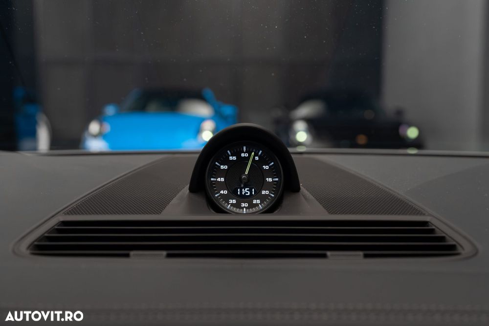 Porsche Panamera - 21