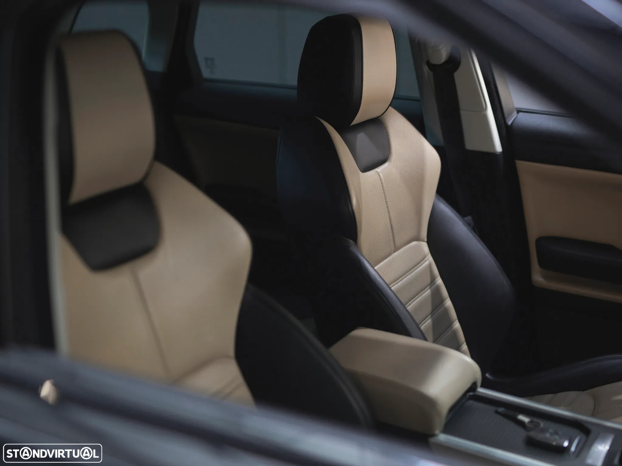 Land Rover Range Rover Evoque 2.0 eD4 SE Dynamic - 22