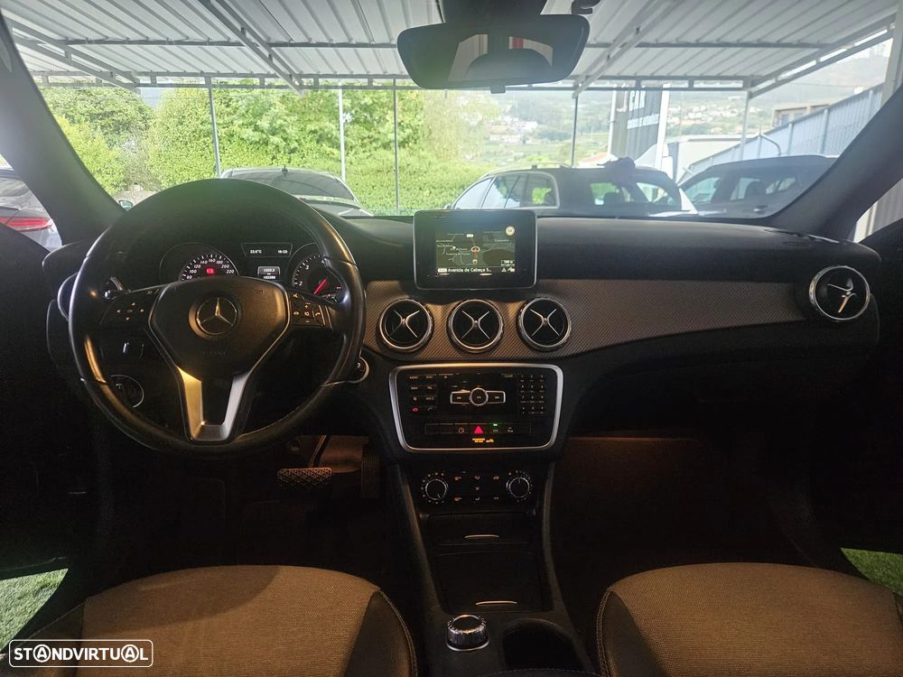 Mercedes-Benz GLA 180 (CDI) d 7G-DCT AMG Line - 28