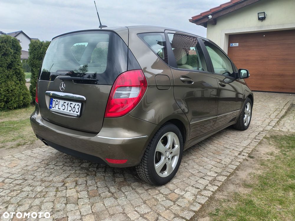 Mercedes-Benz Klasa A 170 BlueEFFICIENCY Avantgarde - 4