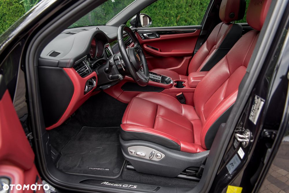 Porsche Macan GTS PDK - 14