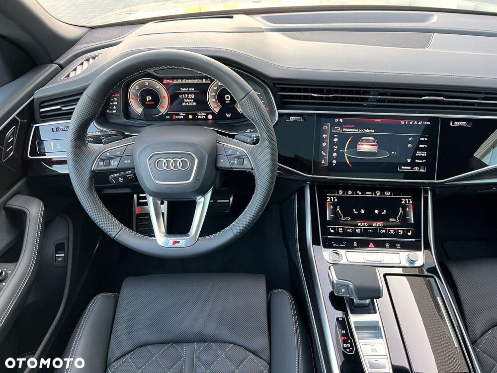 Audi Q8 - 16