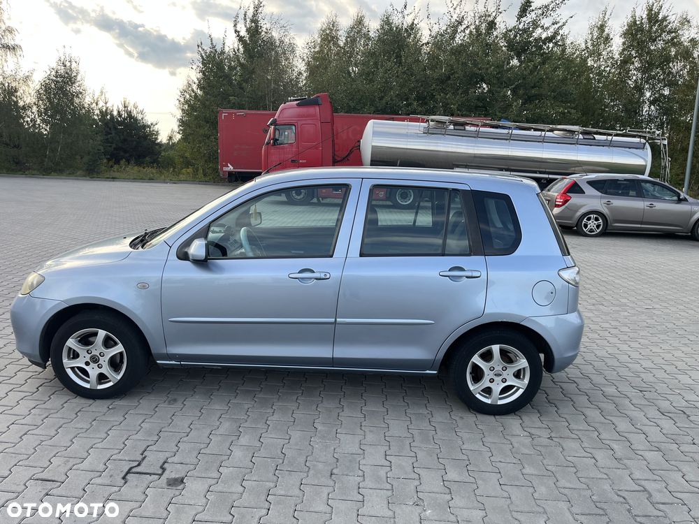 Mazda 2 - 5