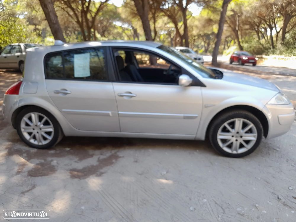 Renault Mégane 1.5 dCi Confort Expression - 4
