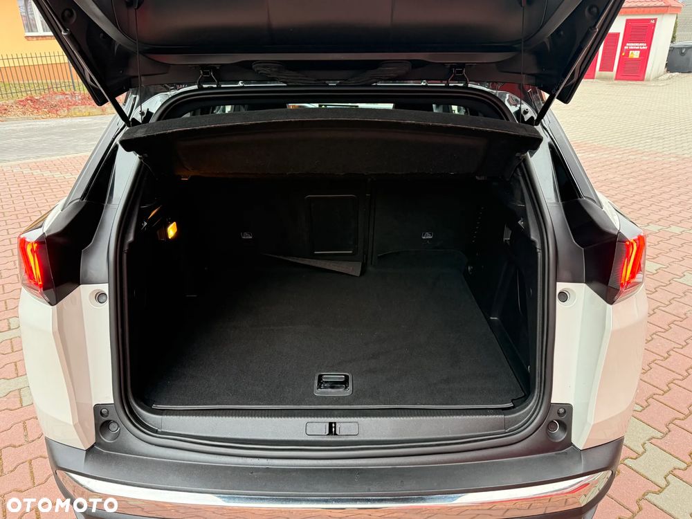 Peugeot 3008 1.6 PureTech Hybrid PHEV GT S&S EAT8 - 36