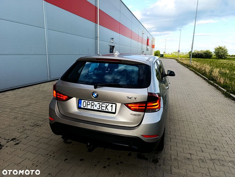 BMW X1 sDrive18d Sport Line - 17