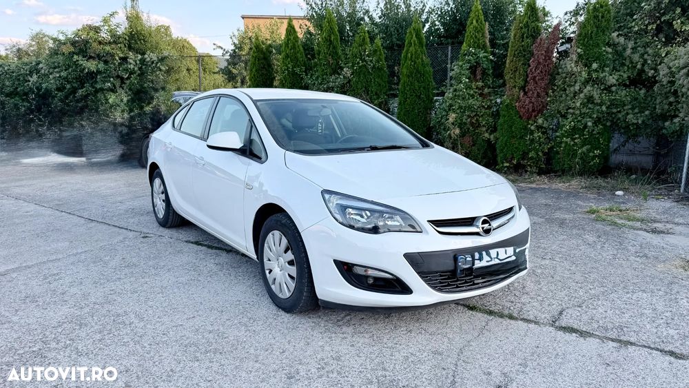 Opel Astra 1.4 Turbo ECOTEC Enjoy - 3