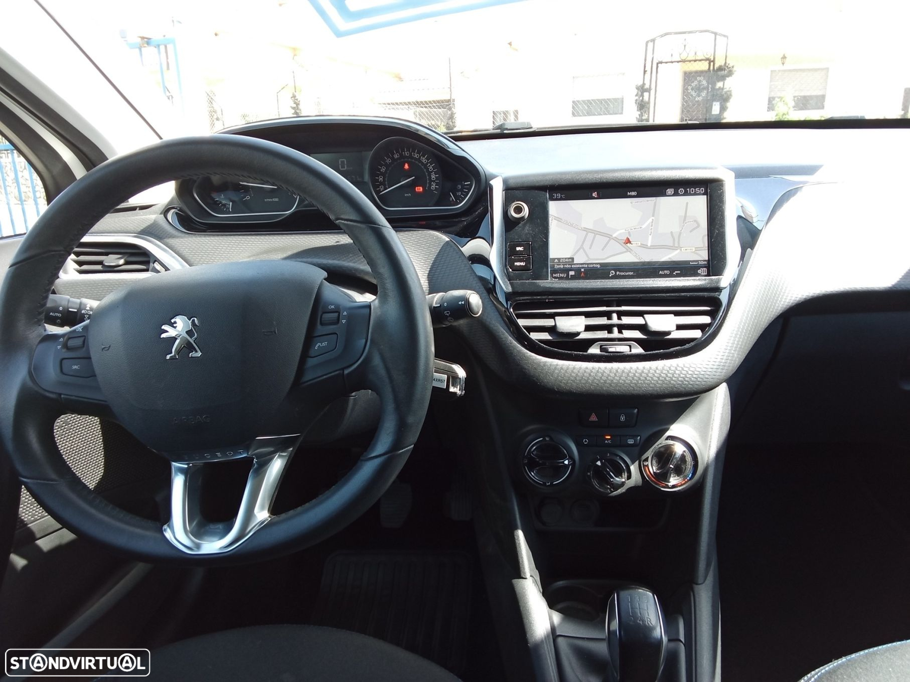 Peugeot 208 1.2 PureTech Signature - 20