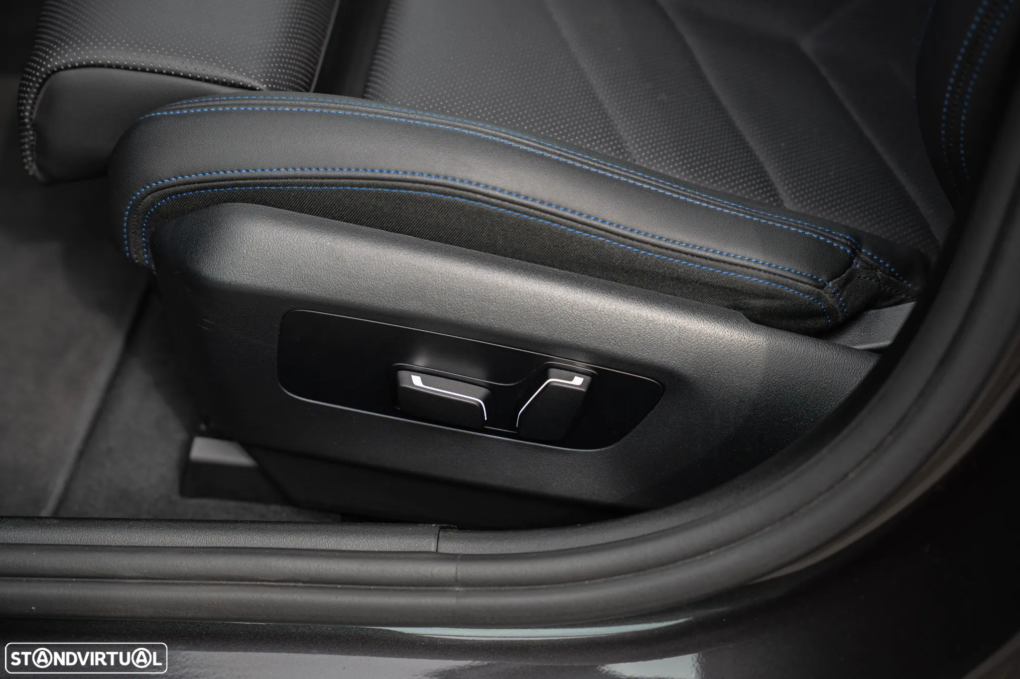 BMW 520 d Pack Desportivo M - 24