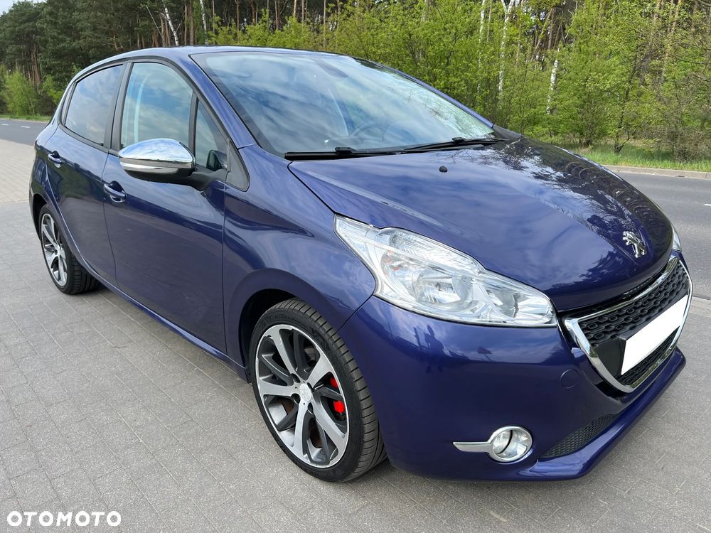 Peugeot 208 - 3