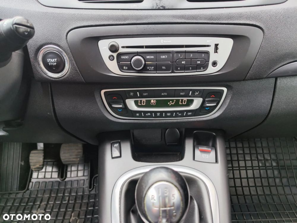 Renault Grand Scenic dCi 110 LIMITED - 31