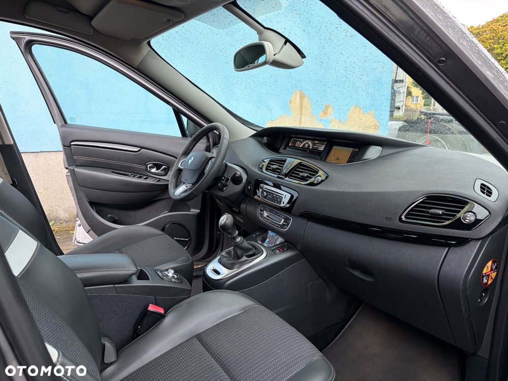 Renault Scenic Energy dCi 110 S&S Bose Edition - 23