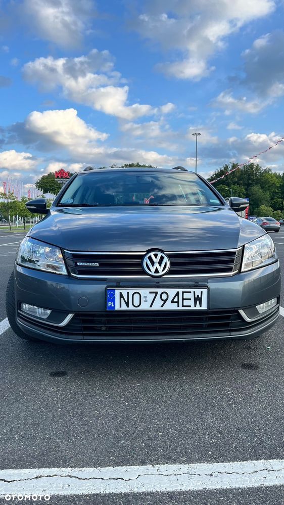 Volkswagen Passat 1.6 TDI Comfortline - 9