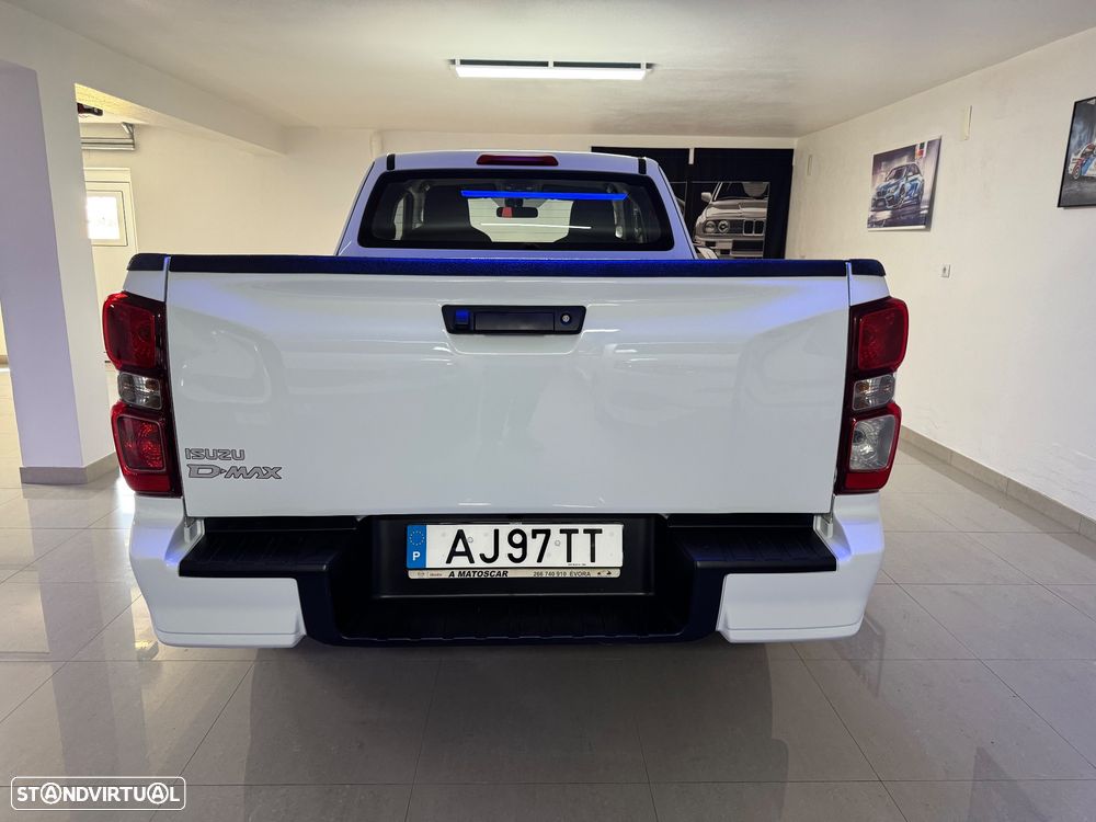 Isuzu D-MAX 1.9 DDi 4X4 IVA DEDUTÍVEL X-CAB LONG 3LUG. - 28