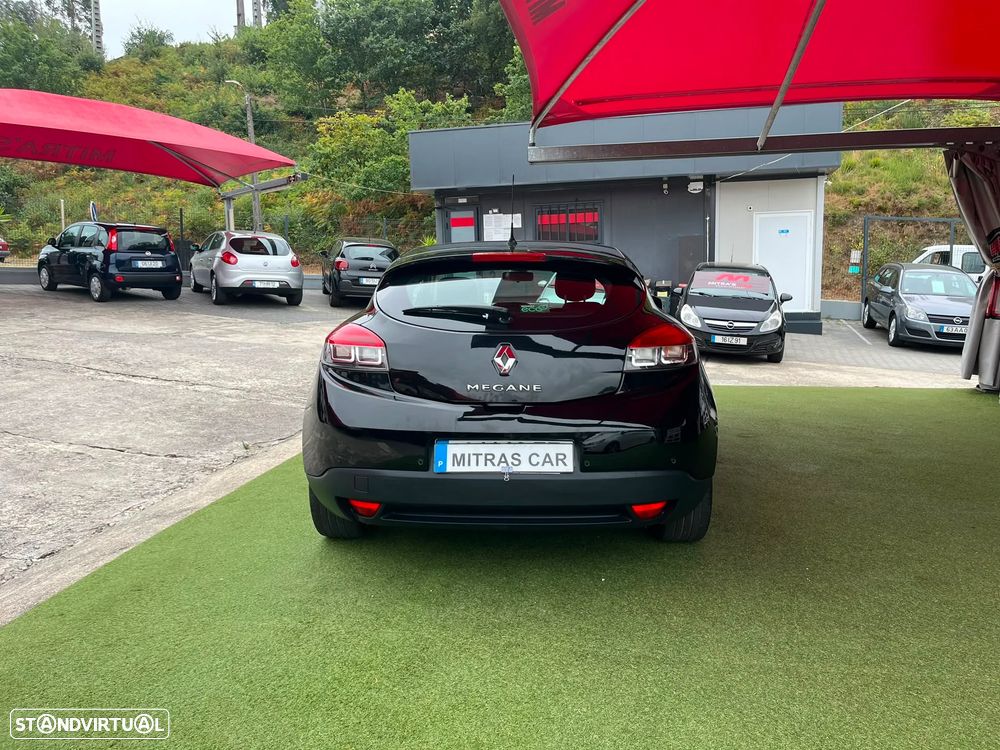 Renault Mégane Coupe 1.5 dCi Dynamique - 4