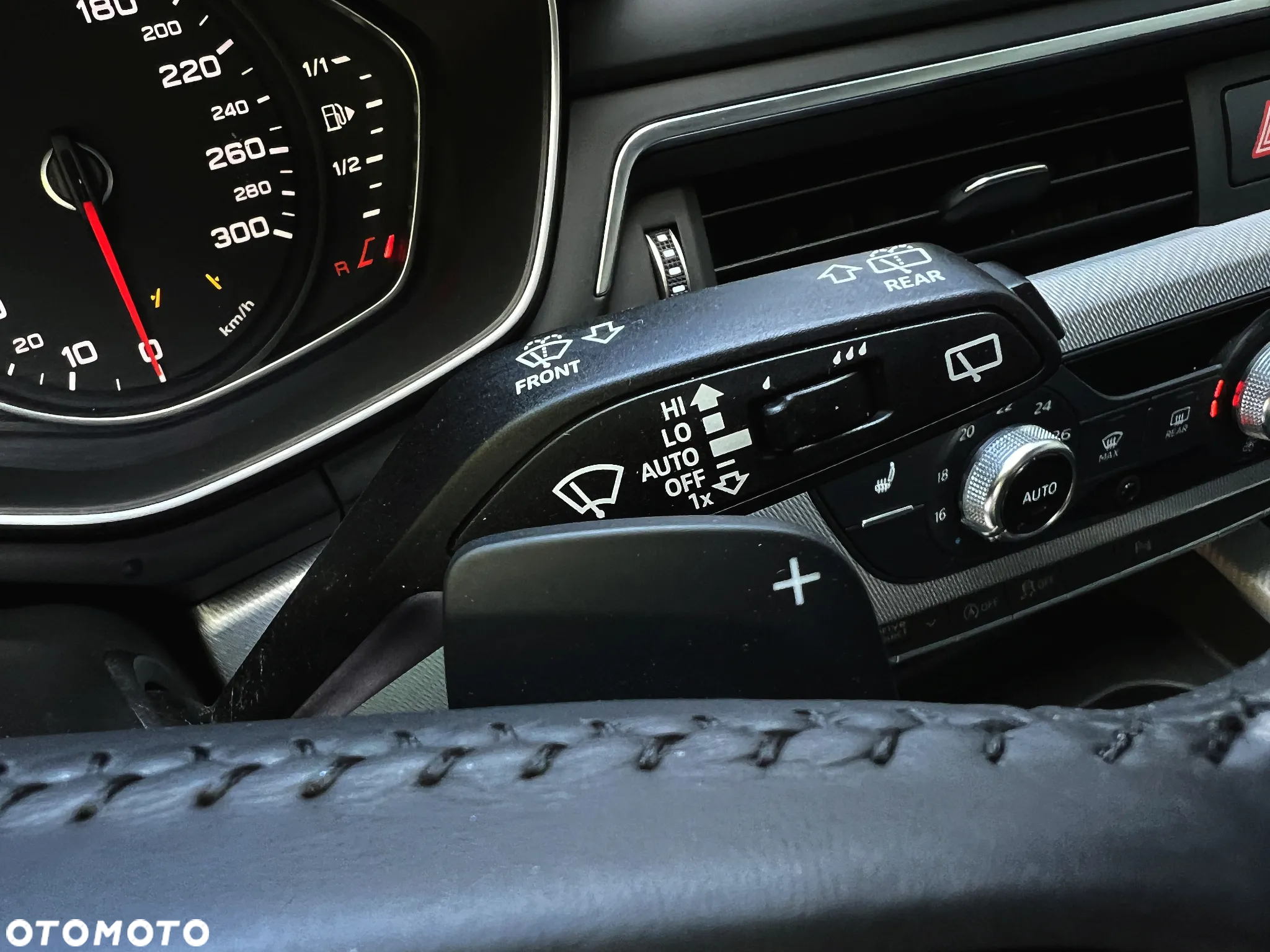 Audi A4 Avant 40 TDI S tronic - 24