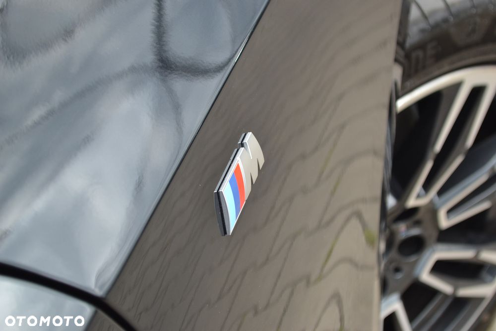 BMW Seria 5 520d xDrive mHEV M Sport - 11
