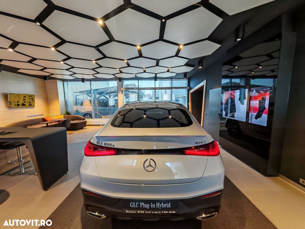 Mercedes-Benz GLC 300 e 4Matic 9G-TRONIC Edition AMG Line - 15