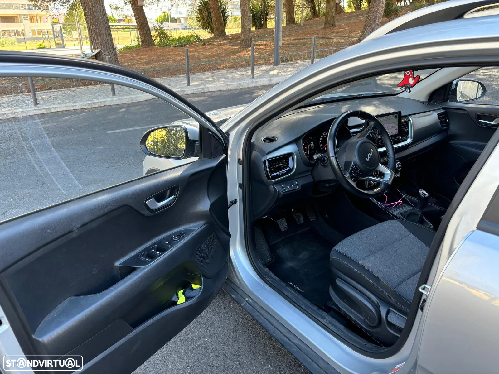 Kia Stonic 1.0 T-GDI Wave - 3