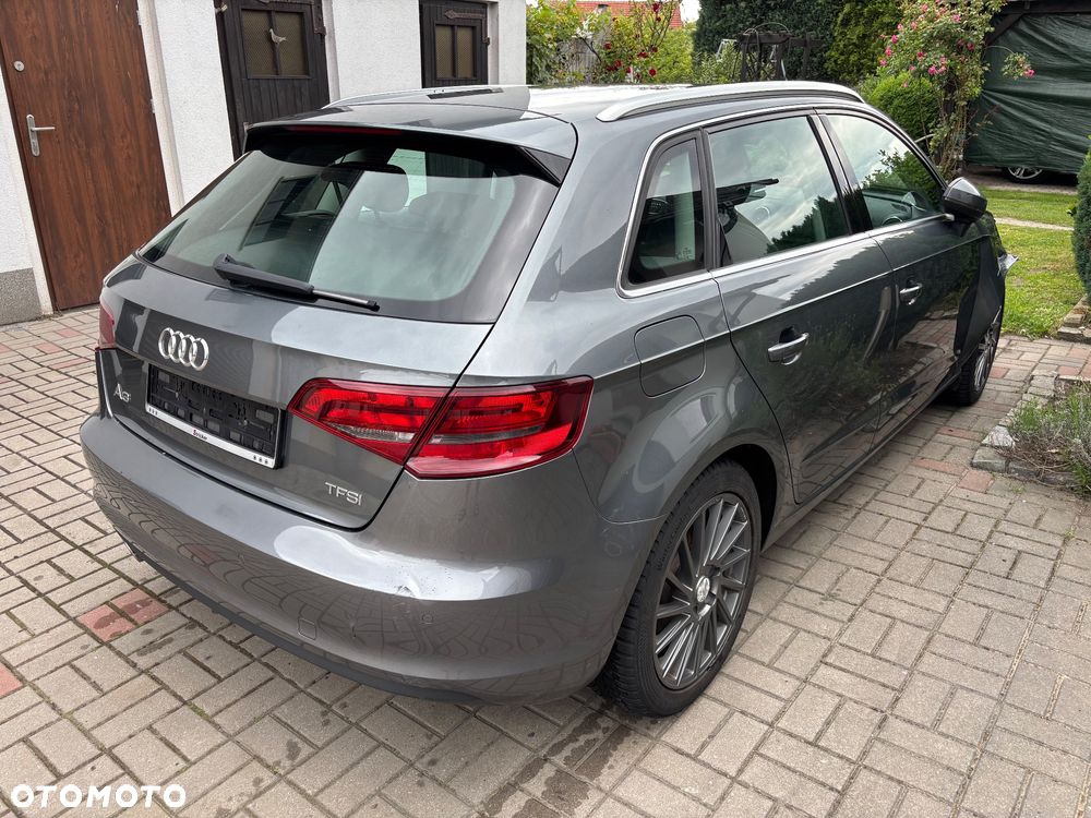 Audi A3 Sportback 1.8 TFSI Ambition - 4