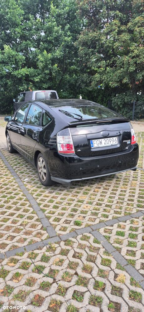 Toyota Prius - 17