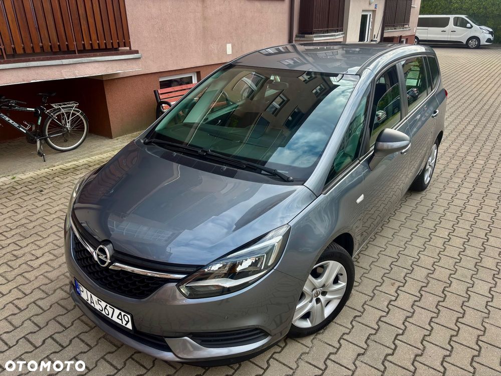 Opel Zafira - 1