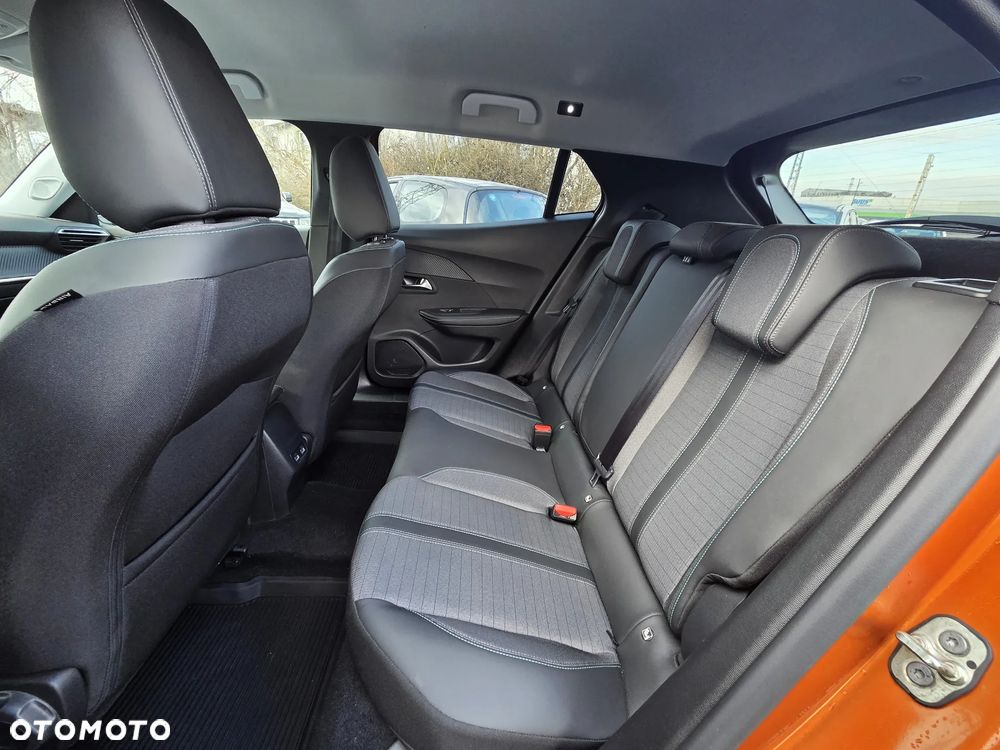 Peugeot 2008 1.2 PureTech Allure Pack S&S - 10