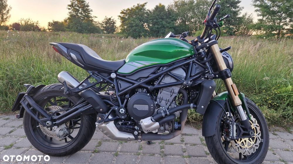 Benelli 752 S - 1
