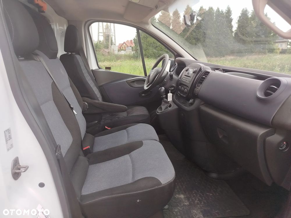 Opel Vivaro B - 11